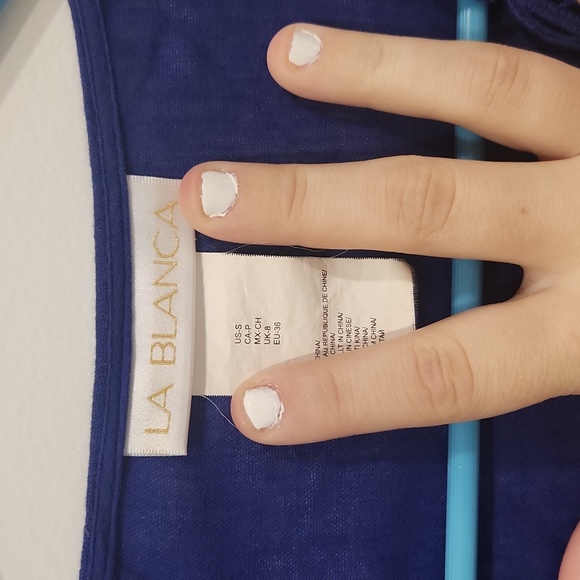 Womens pool cover up - Picture 3 of 3